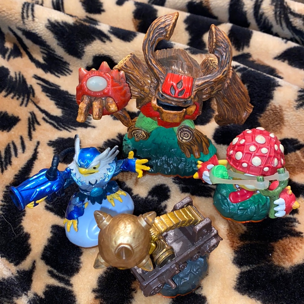 Skylanders Giants Figures